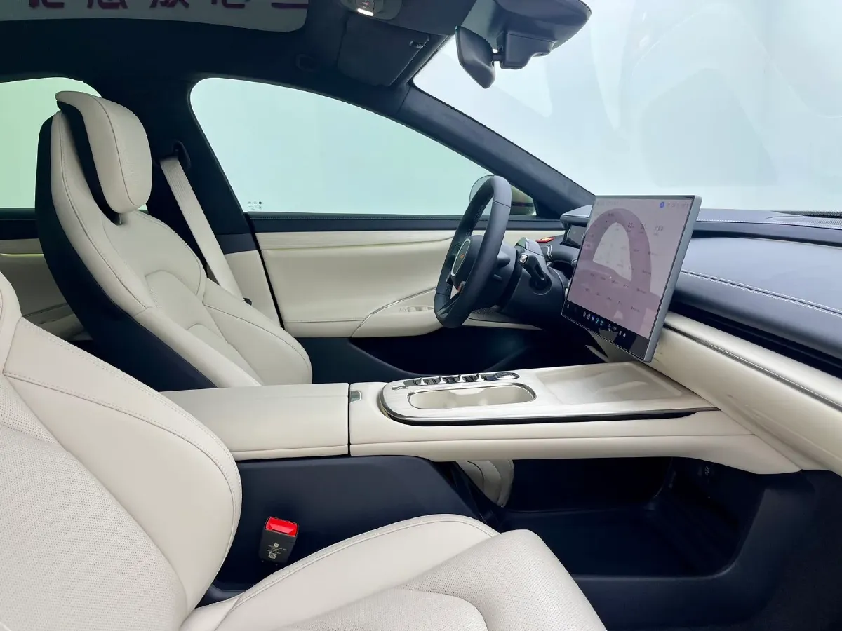 2024 MI SU7 BEV 101KWH,autocango,china used car exporter,china ev exporter,chinese used car exporter,chinese used ev exporter