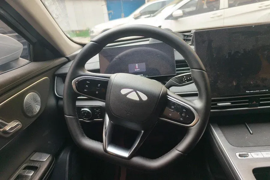 2025 Fulwin FulwinA8L 1.5T 156HP L4 1DHT PHEV 18.67KWH,autocango,china used car exporter,china ev exporter,chinese used car exporter,chinese used ev exporter