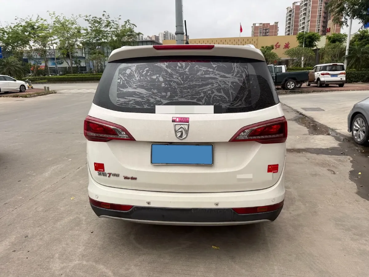 2019 BaoJun 730 1.5T 147HP L4 6MT,autocango,china used car exporter,china ev exporter,chinese used car exporter,chinese used ev exporter