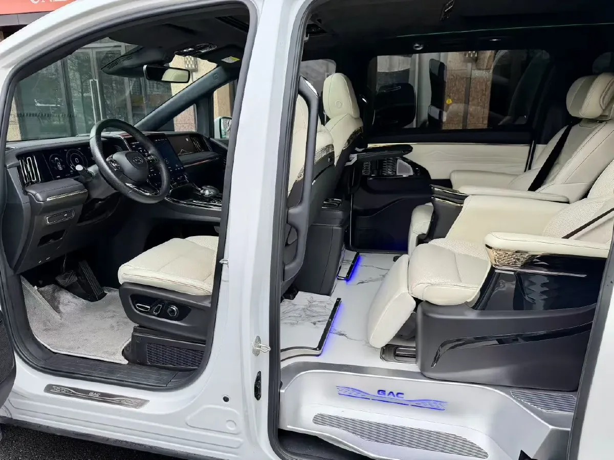 2023 GAC Trumpchi M8 2.0T 190HP L4 E-CVT Hybrid,autocango,china used car exporter,china ev exporter,chinese used car exporter,chinese used ev exporter