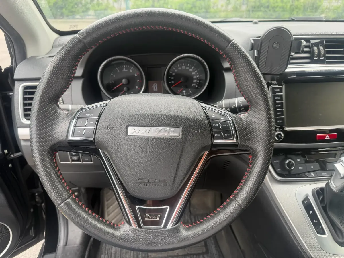 2019 Haval M6 1.5T 150HP L4 7DCT,autocango,china used car exporter,china ev exporter,chinese used car exporter,chinese used ev exporter