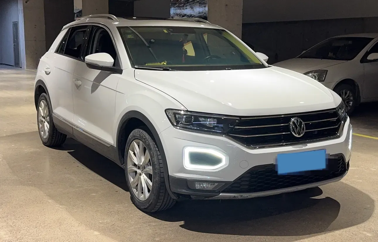 2019 Volkswagen T-Roc 1.4T 131HP L4 7DCT,autocango,china used car exporter,china ev exporter,chinese used car exporter,chinese used ev exporter