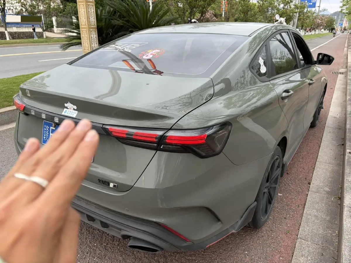 2022 Geely Binray 1.5T 181HP L4 7DCT,autocango,china used car exporter,china ev exporter,chinese used car exporter,chinese used ev exporter