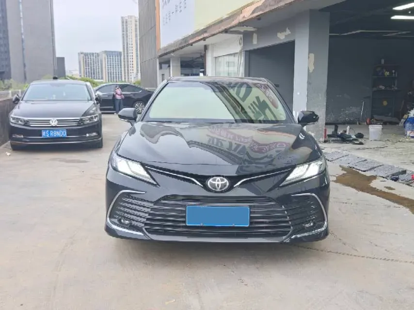 2021 Toyota Camry 2.5L 209HP L4 8AT,autocango,china used car exporter,china ev exporter,chinese used car exporter,chinese used ev exporter