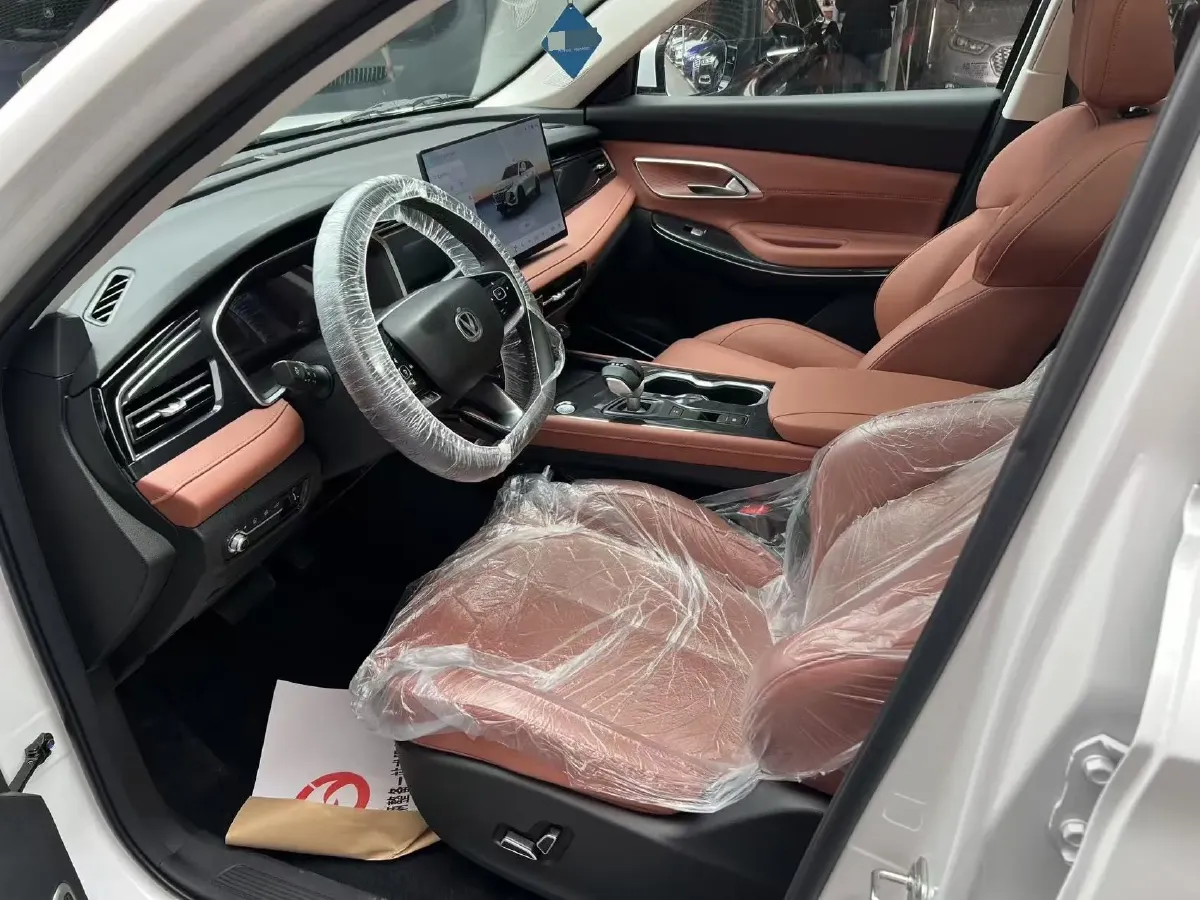 2026 ChangAn CS75 1.5T 192HP L4 7DCT,autocango,china used car exporter,china ev exporter,chinese used car exporter,chinese used ev exporter