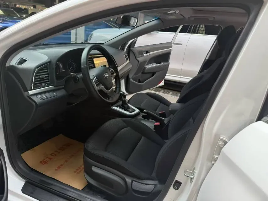 2016 Hyundai Elantra 1.6L 130HP L4 6AT,autocango,china used car exporter,china ev exporter,chinese used car exporter,chinese used ev exporter