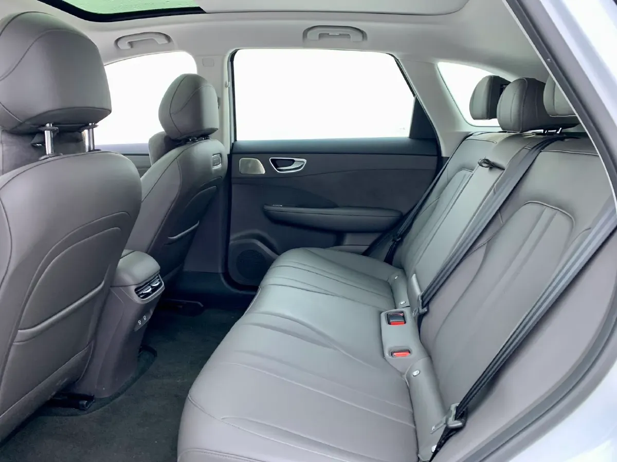 2025 HIMA Shangjie H5 REEV 98HP REEV,autocango,china used car exporter,china ev exporter,chinese used car exporter,chinese used ev exporter