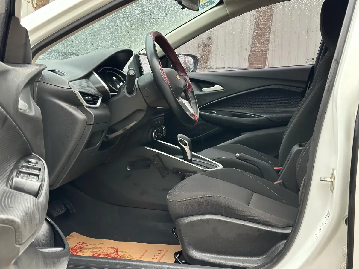 2020 Chevrolet Cavalier 1.0T 125HP L3 6AT,autocango,china used car exporter,china ev exporter,chinese used car exporter,chinese used ev exporter