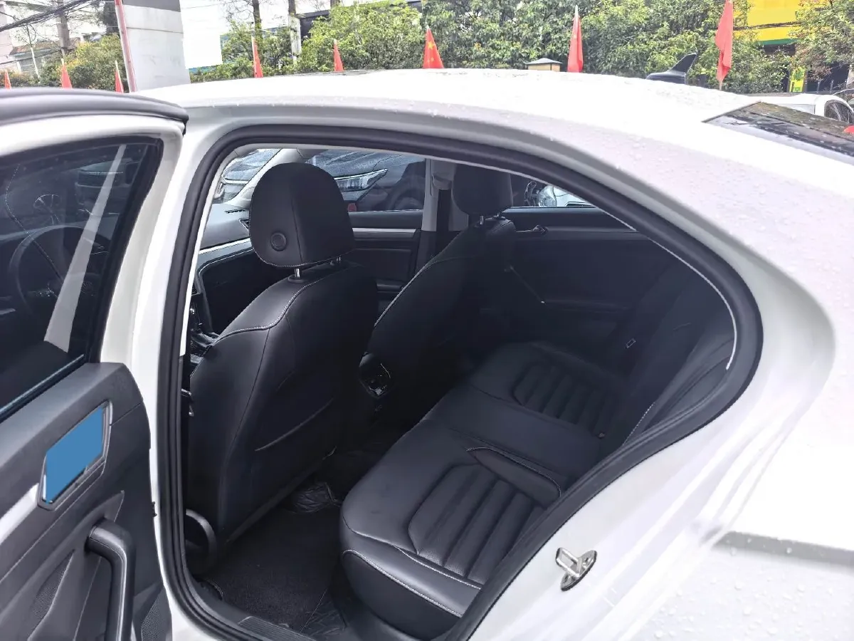 2019 Volkswagen Passat 1.4T 150HP L4 7DCT,autocango,china used car exporter,china ev exporter,chinese used car exporter,chinese used ev exporter