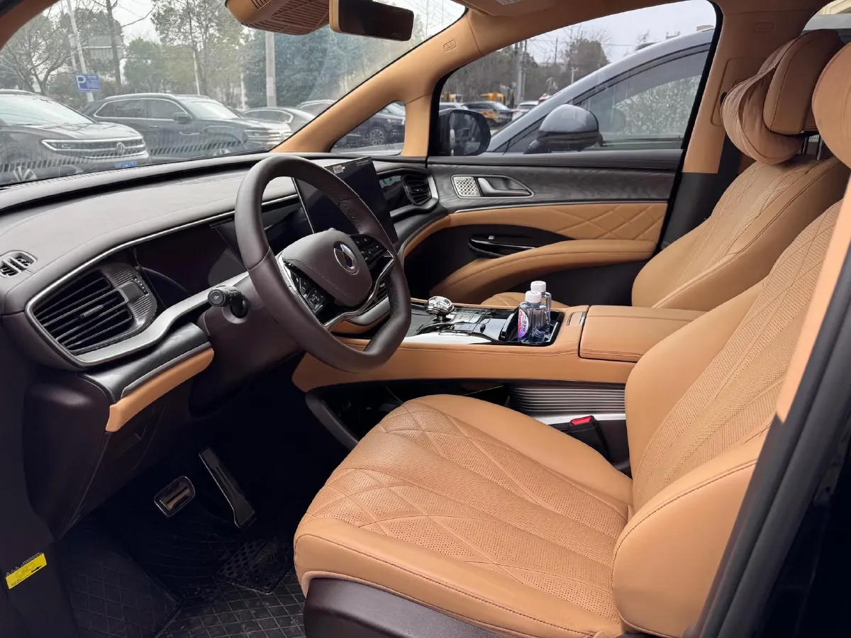 2025 Denza D9 1.5T 156HP L4 E-CVT PHEV 40KWH,autocango,china used car exporter,china ev exporter,chinese used car exporter,chinese used ev exporter