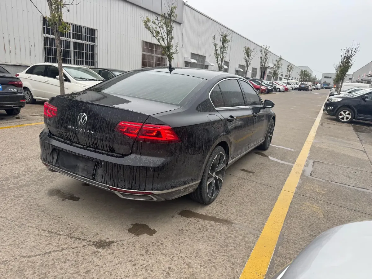 2020 Volkswagen Magotan 2.0T 186HP L4 7DCT,autocango,china used car exporter,china ev exporter,chinese used car exporter,chinese used ev exporter
