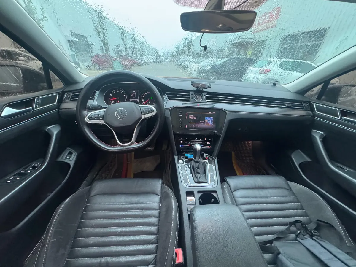 2020 Volkswagen Magotan 2.0T 186HP L4 7DCT,autocango,china used car exporter,china ev exporter,chinese used car exporter,chinese used ev exporter