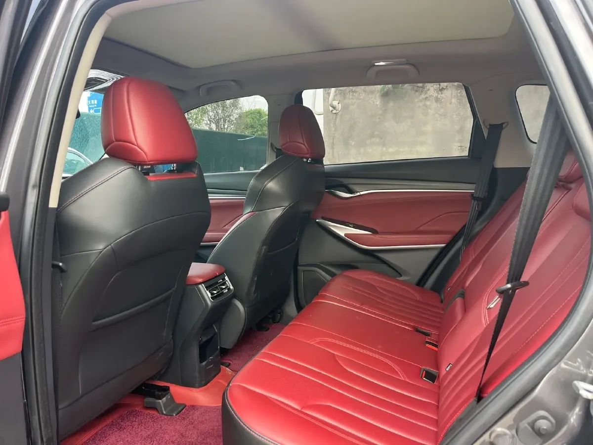 2020 ChangAn CS75 Plus 1.5T 178HP L4 6AT,autocango,china used car exporter,china ev exporter,chinese used car exporter,chinese used ev exporter