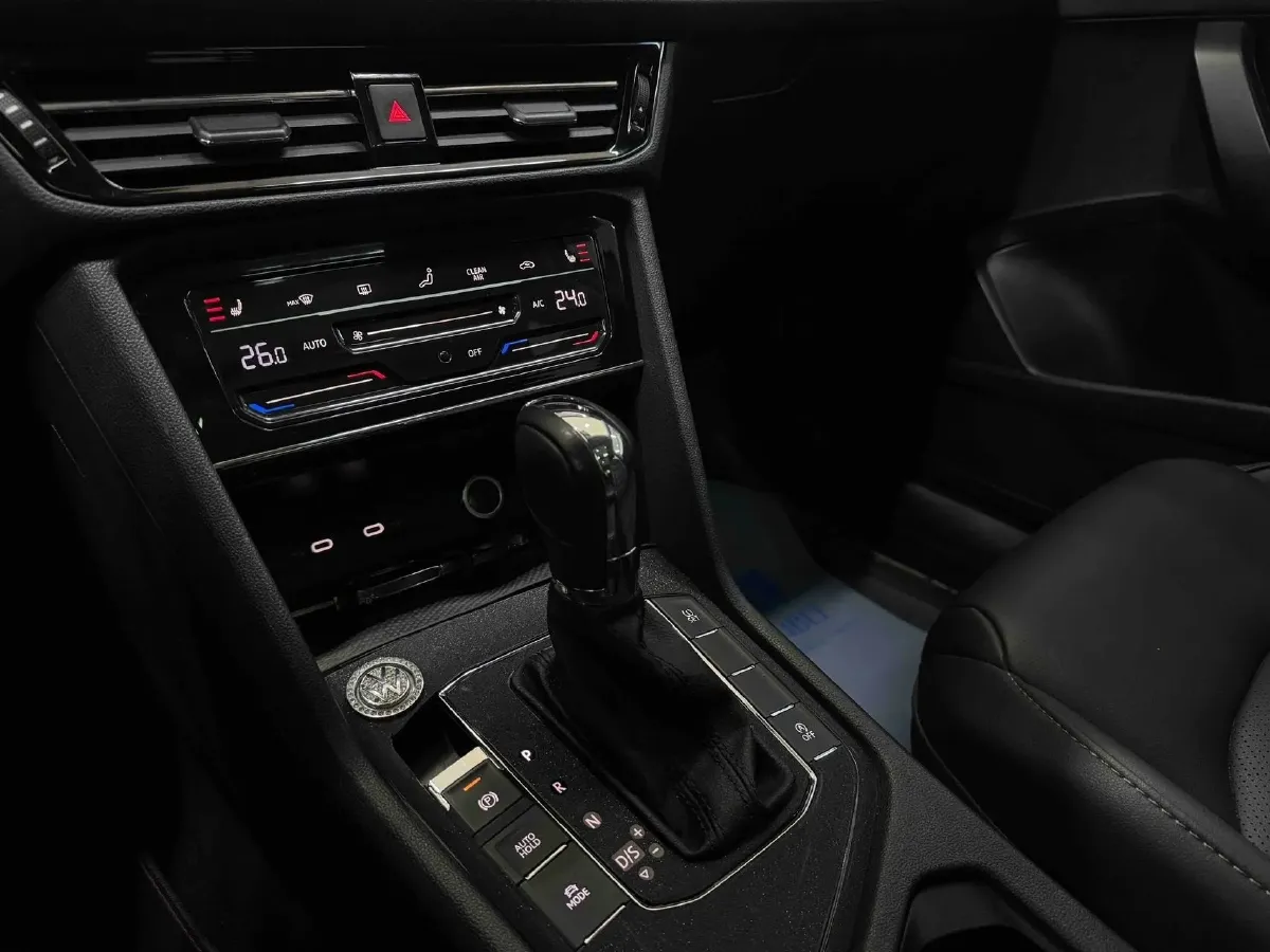 2021 Volkswagen Tharu 1.4T 150HP L4 7DCT,autocango,china used car exporter,china ev exporter,chinese used car exporter,chinese used ev exporter