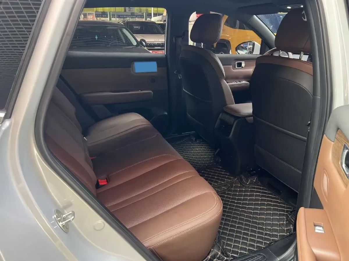 2024 WuLing XingGuangS BEV 60KWH,autocango,china used car exporter,china ev exporter,chinese used car exporter,chinese used ev exporter