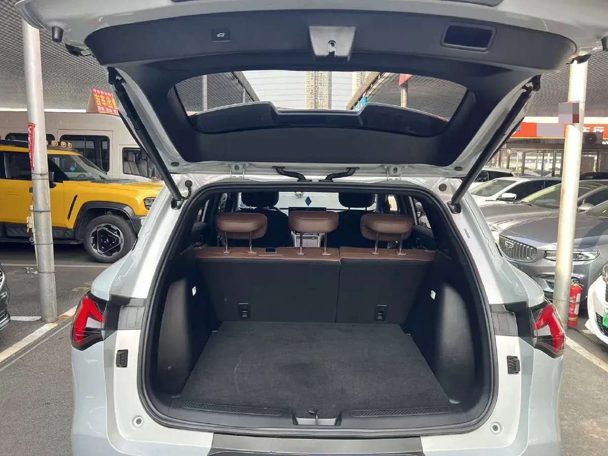 2024 WuLing XingGuangS BEV 60KWH,autocango,china used car exporter,china ev exporter,chinese used car exporter,chinese used ev exporter