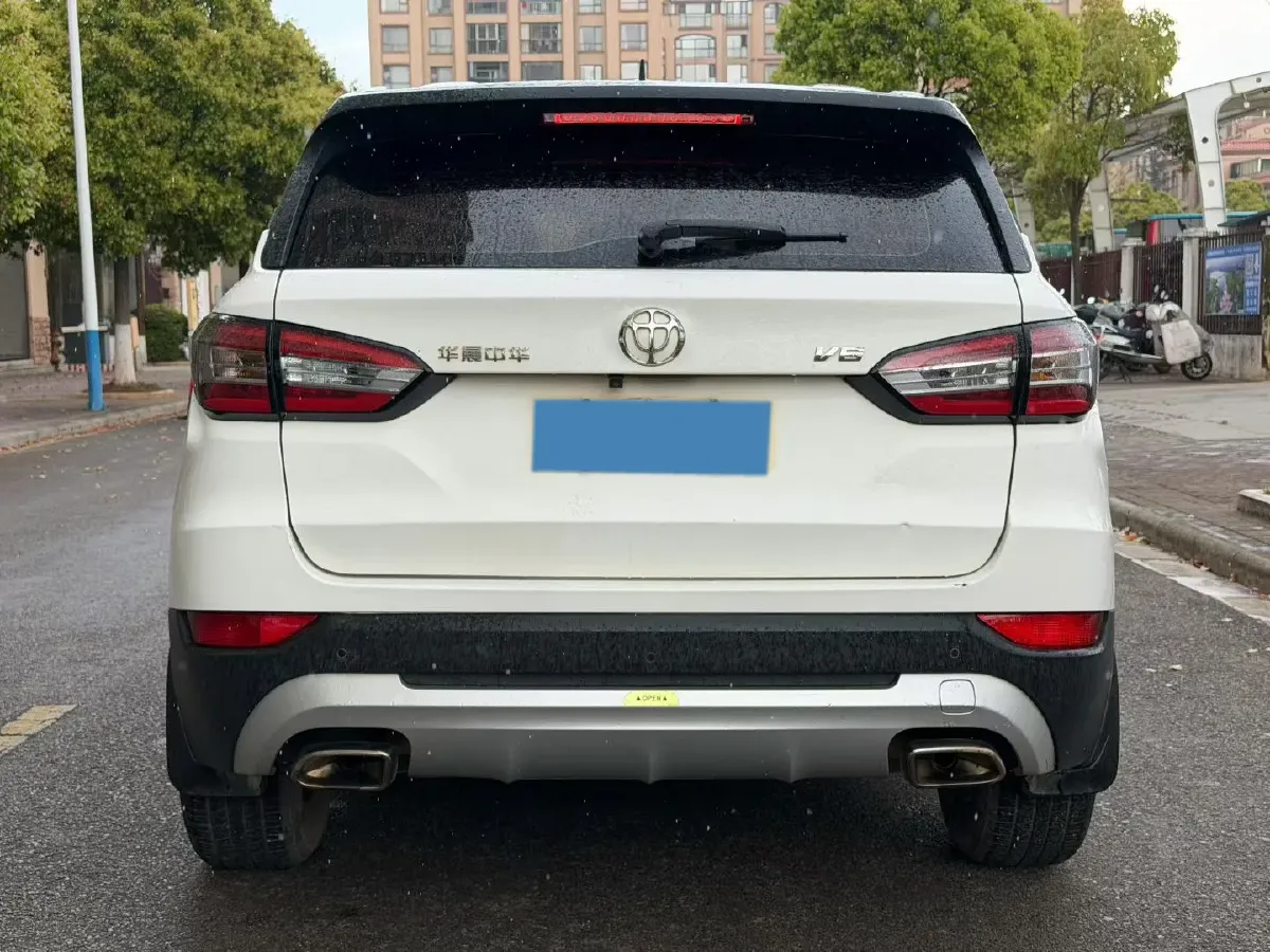 2018 Brilliance Auto V6 1.5T 150HP L4 6MT,autocango,china used car exporter,china ev exporter,chinese used car exporter,chinese used ev exporter