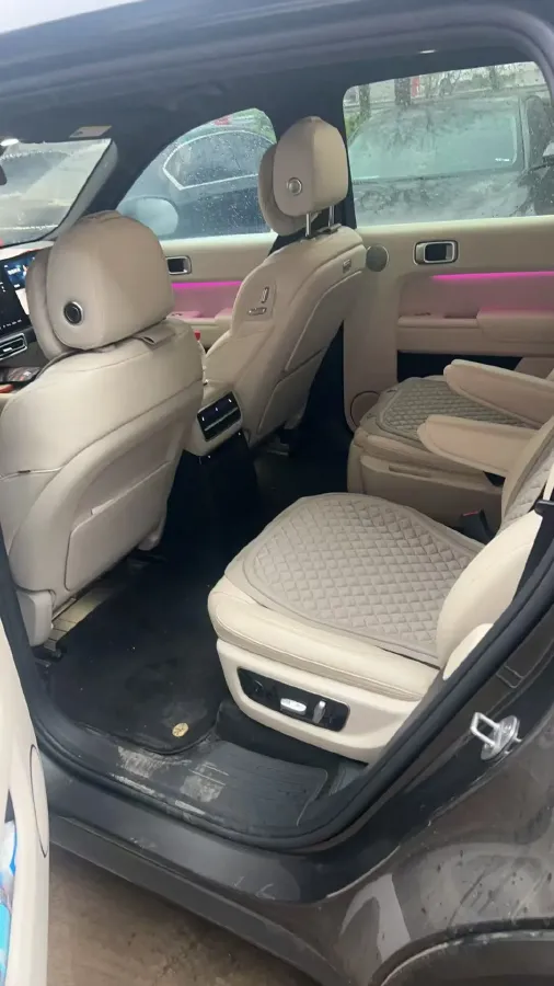 2022 Li L9 Range Extended 154HP REEV 42.6KWH,autocango,china used car exporter,china ev exporter,chinese used car exporter,chinese used ev exporter