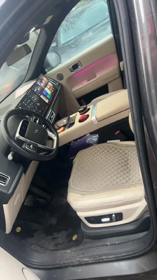 2022 Li L9 Range Extended 154HP REEV 42.6KWH,autocango,china used car exporter,china ev exporter,chinese used car exporter,chinese used ev exporter