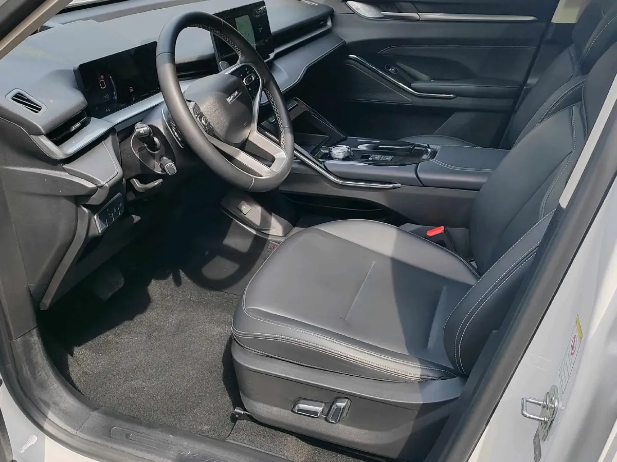 2021 Haval H6 1.5T 169HP L4 7DCT,autocango,china used car exporter,china ev exporter,chinese used car exporter,chinese used ev exporter