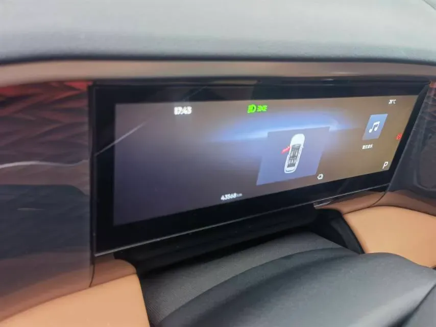 2025 Geely Galaxy L7 1.5L 112HP L4 1DHT PHEV 18.4KWH,autocango,china used car exporter,china ev exporter,chinese used car exporter,chinese used ev exporter