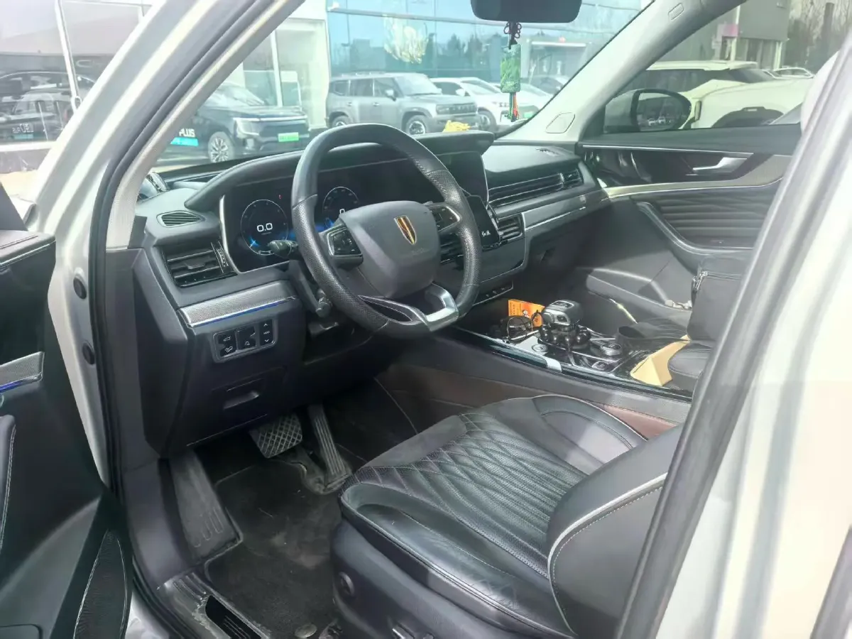 2022 HongQi HS5 2.0T 224HP L4 6AT,autocango,china used car exporter,china ev exporter,chinese used car exporter,chinese used ev exporter