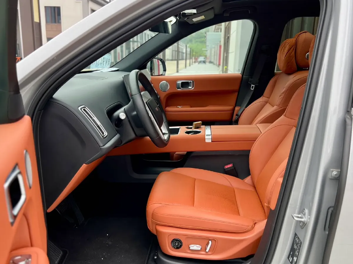 2024 Li L6 Range Extended 154HP L4 REEV 36.8KWH,autocango,china used car exporter,china ev exporter,chinese used car exporter,chinese used ev exporter