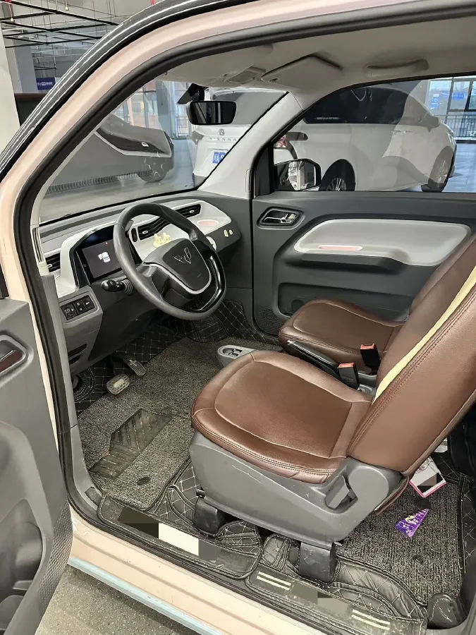 2022 WuLing HongGuang MINI EV BEV 9KWH,autocango,china used car exporter,china ev exporter,chinese used car exporter,chinese used ev exporter