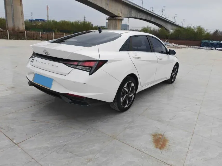 2021 Hyundai Elantra 1.5L 115HP L4 CVT,autocango,china used car exporter,china ev exporter,chinese used car exporter,chinese used ev exporter