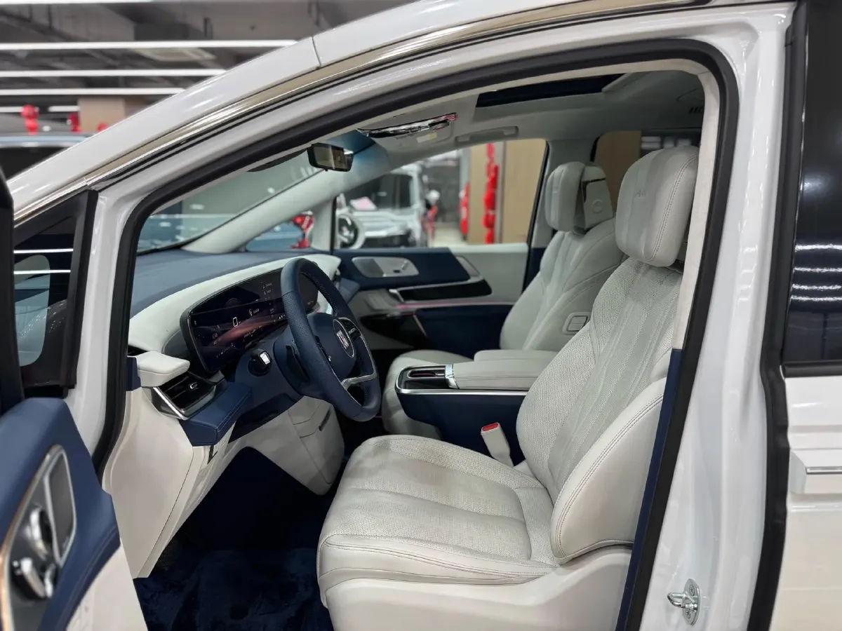 2023 Buick Century 2.0T 237HP L4 9AT,autocango,china used car exporter,china ev exporter,chinese used car exporter,chinese used ev exporter