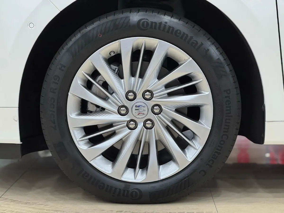 2023 Buick Century 2.0T 237HP L4 9AT,autocango,china used car exporter,china ev exporter,chinese used car exporter,chinese used ev exporter