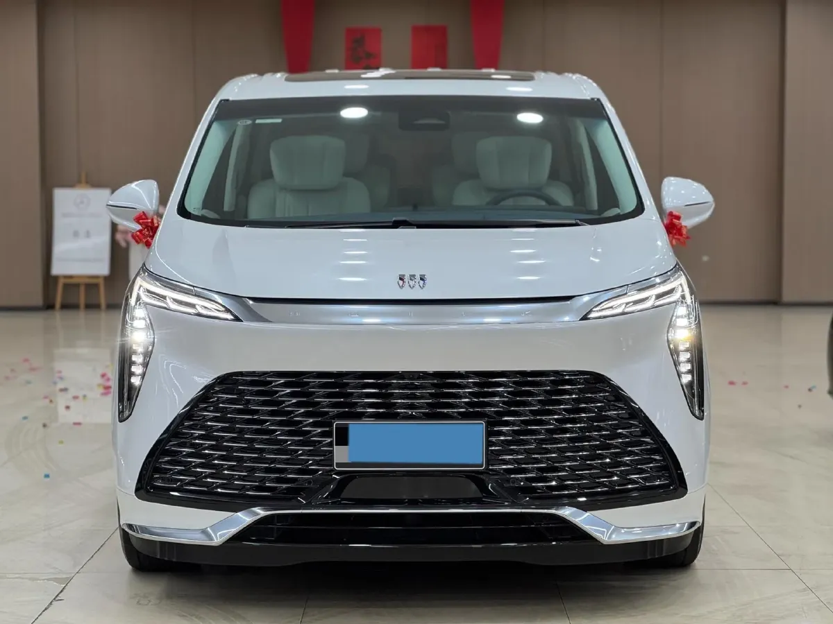 2023 Buick Century 2.0T 237HP L4 9AT,autocango,china used car exporter,china ev exporter,chinese used car exporter,chinese used ev exporter