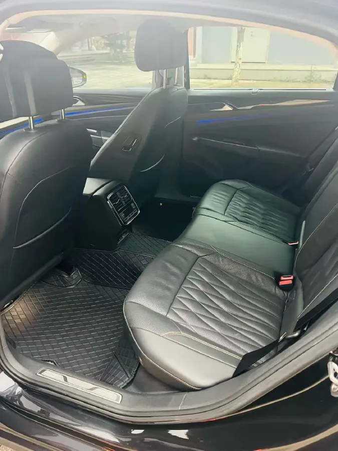 2020 Volkswagen Passat 2.0T 186HP L4 7DCT,autocango,china used car exporter,china ev exporter,chinese used car exporter,chinese used ev exporter