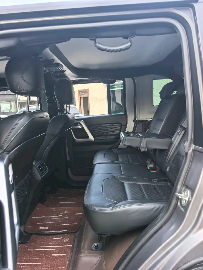 2023 Beijing BJ40 2.0T 224HP L4 8AT,autocango,china used car exporter,china ev exporter,chinese used car exporter,chinese used ev exporter