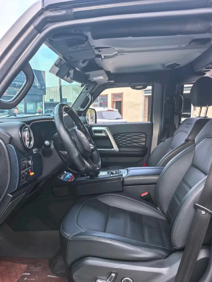 2023 Beijing BJ40 2.0T 224HP L4 8AT,autocango,china used car exporter,china ev exporter,chinese used car exporter,chinese used ev exporter