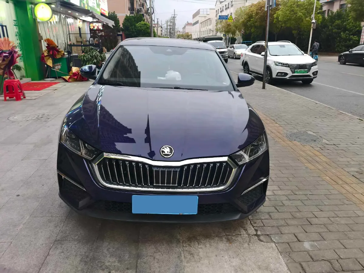 2021 Skoda Octavia 1.4T 150HP L4 7DCT,autocango,china used car exporter,china ev exporter,chinese used car exporter,chinese used ev exporter