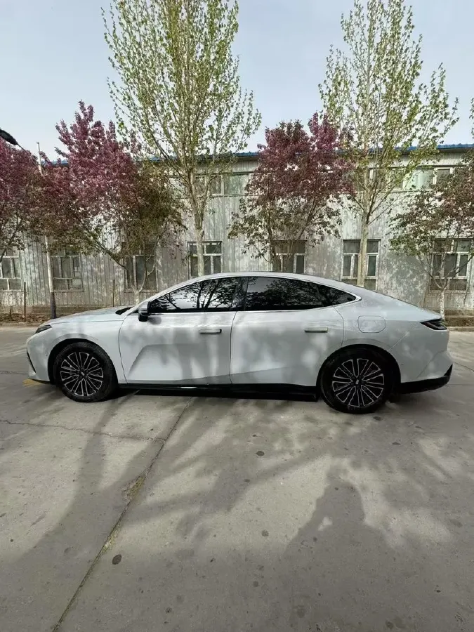 2025 Geely Galaxy Starshine 8 1.5L 112HP L4 1DHT PHEV,autocango,china used car exporter,china ev exporter,chinese used car exporter,chinese used ev exporter