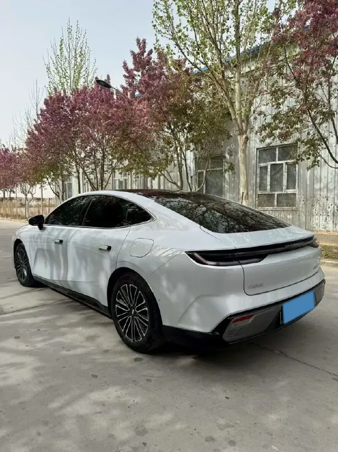 2025 Geely Galaxy Starshine 8 1.5L 112HP L4 1DHT PHEV,autocango,china used car exporter,china ev exporter,chinese used car exporter,chinese used ev exporter