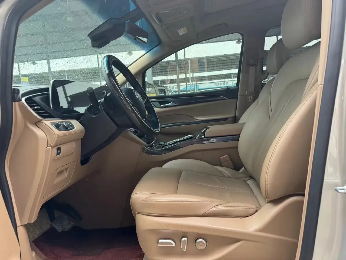 2020 Buick GL8 2.0T 237HP L4 9AT,autocango,china used car exporter,china ev exporter,chinese used car exporter,chinese used ev exporter