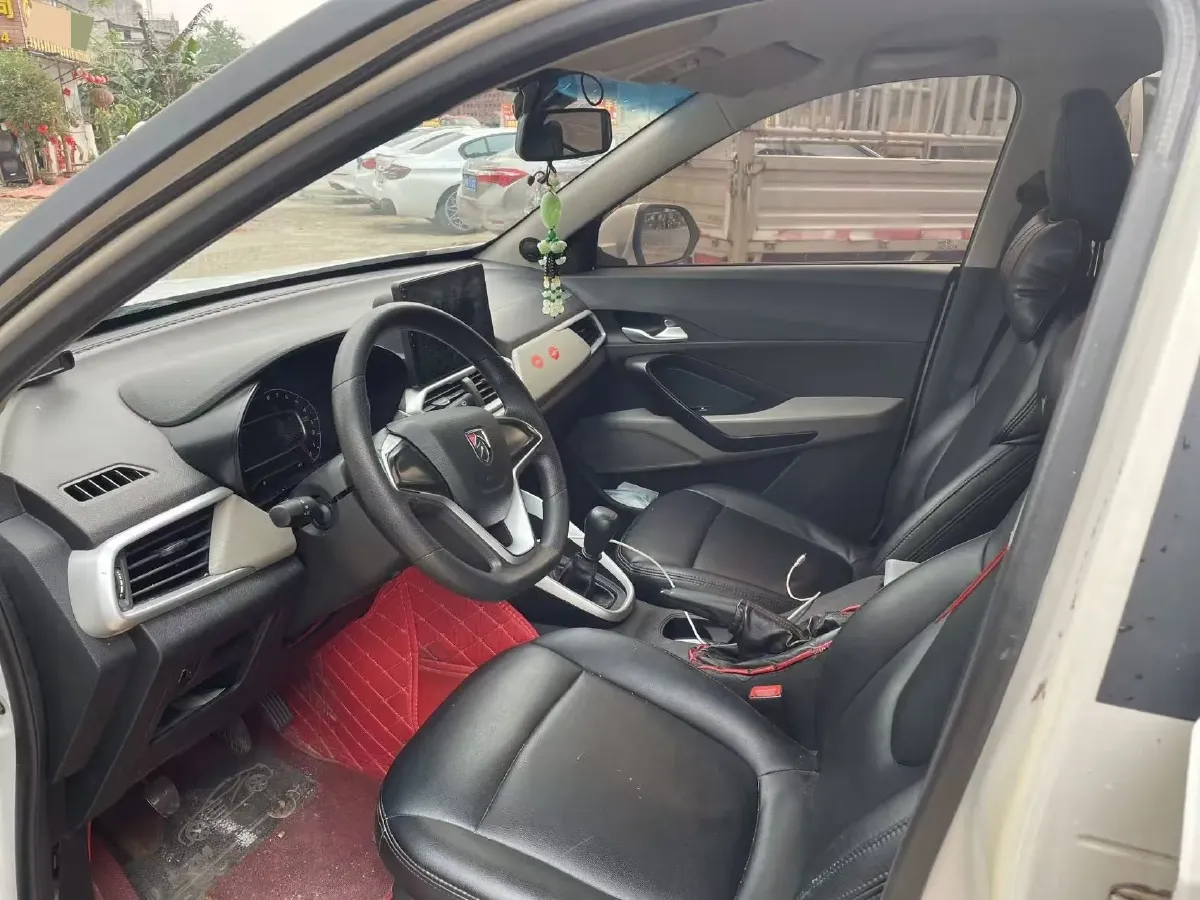 2017 BaoJun 510 1.5L 112HP L4 6MT,autocango,china used car exporter,china ev exporter,chinese used car exporter,chinese used ev exporter