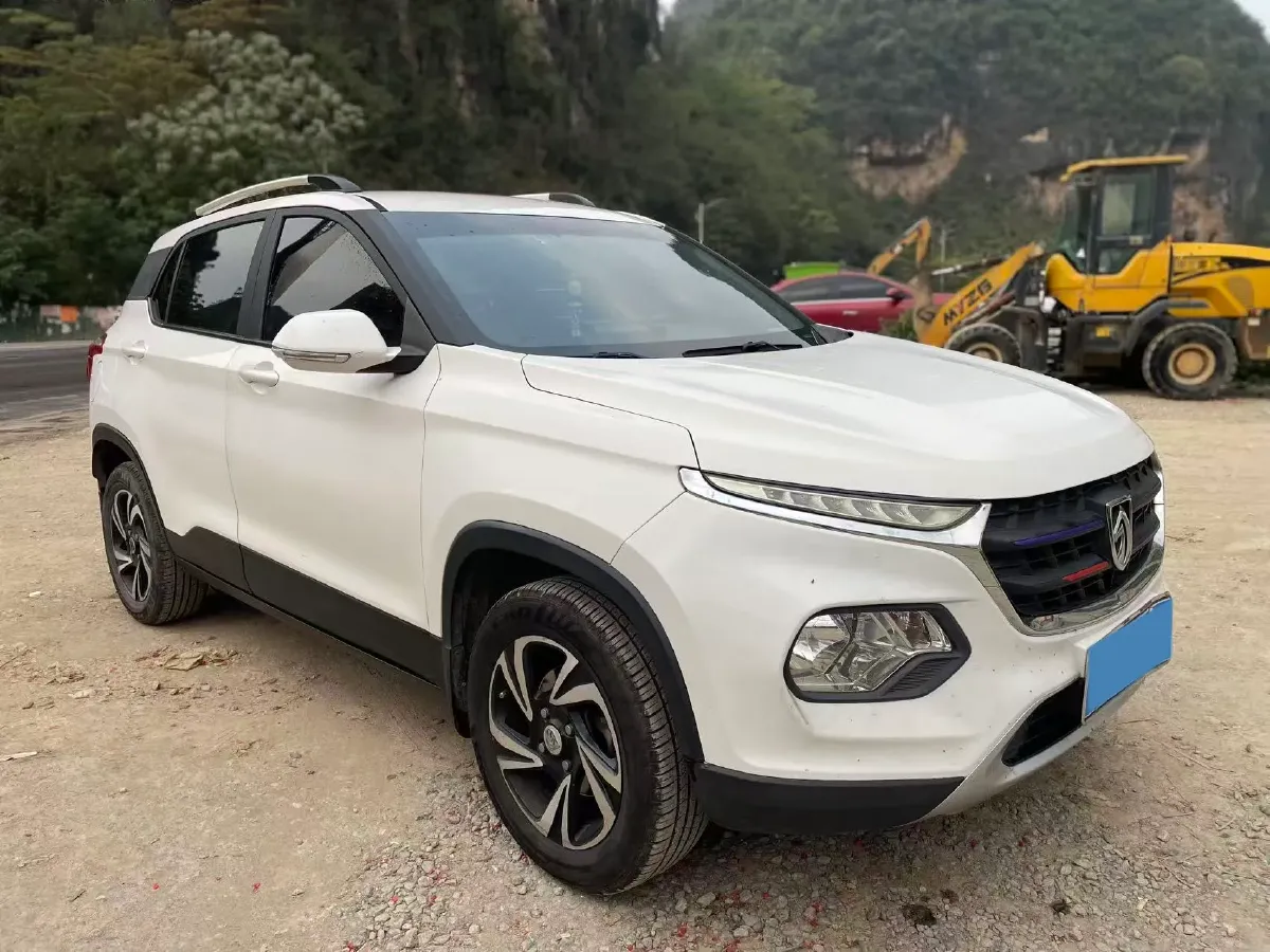 2017 BaoJun 510 1.5L 112HP L4 6MT,autocango,china used car exporter,china ev exporter,chinese used car exporter,chinese used ev exporter
