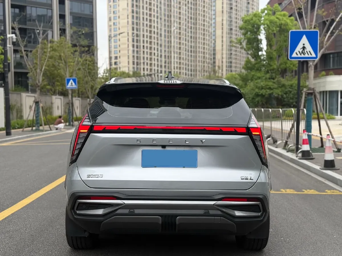 2023 Geely StarRay 1.5T 181HP L4 7DCT,autocango,china used car exporter,china ev exporter,chinese used car exporter,chinese used ev exporter