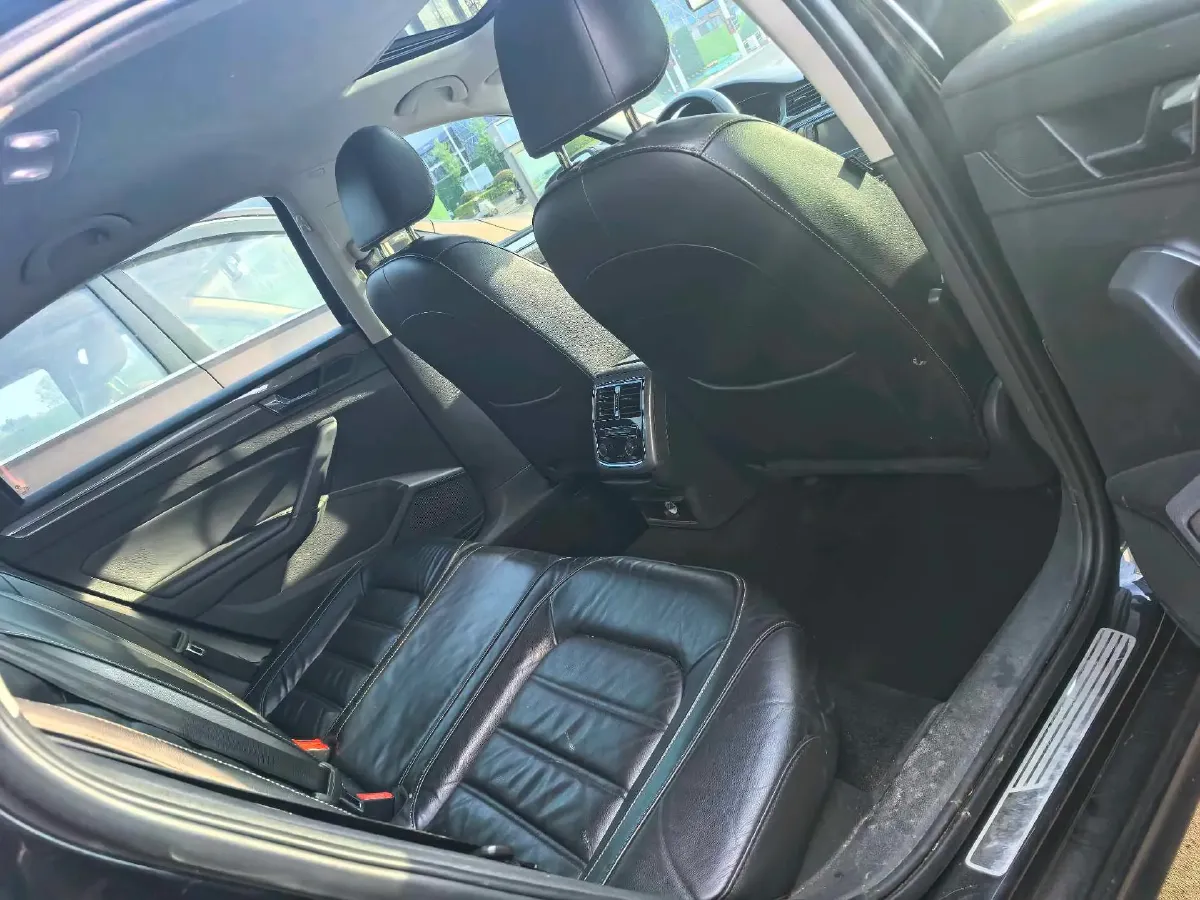 2017 Volkswagen Passat 1.8T 180HP L4 7DCT,autocango,china used car exporter,china ev exporter,chinese used car exporter,chinese used ev exporter