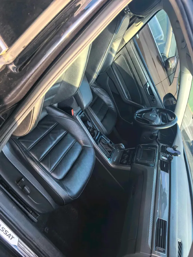 2017 Volkswagen Passat 1.8T 180HP L4 7DCT,autocango,china used car exporter,china ev exporter,chinese used car exporter,chinese used ev exporter