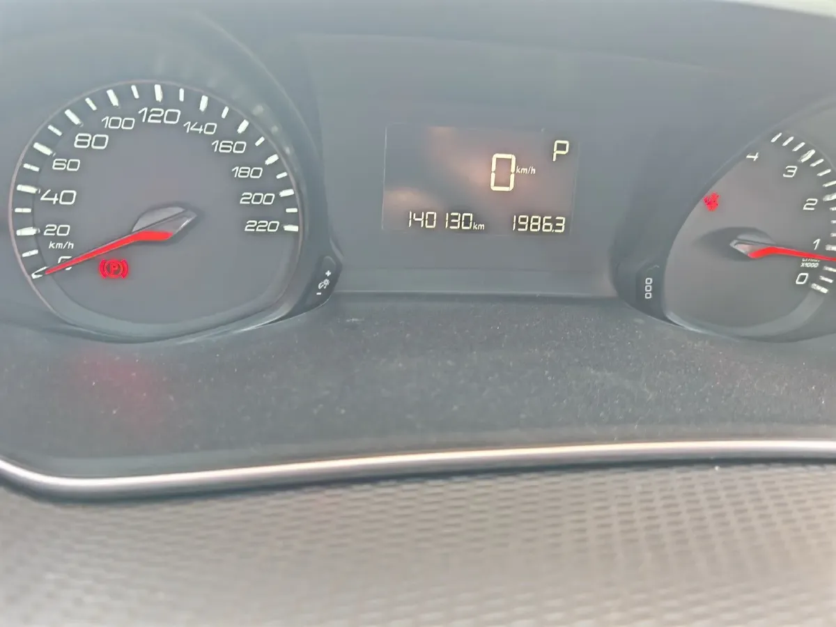 2018 Peugeot 308 1.6L 117HP L4 6AT,autocango,china used car exporter,china ev exporter,chinese used car exporter,chinese used ev exporter