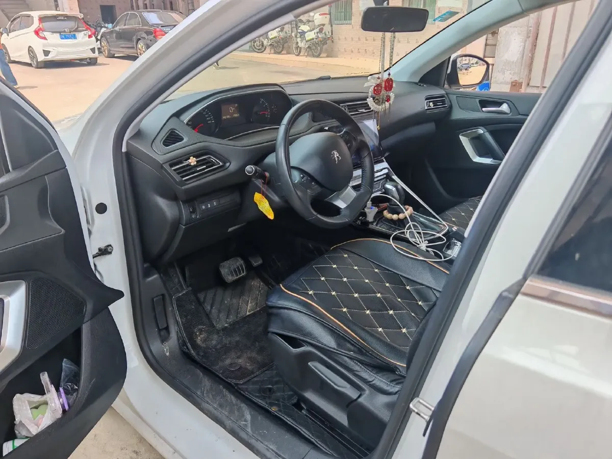 2018 Peugeot 308 1.6L 117HP L4 6AT,autocango,china used car exporter,china ev exporter,chinese used car exporter,chinese used ev exporter