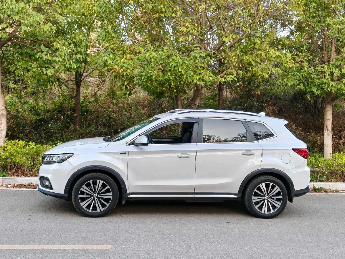 2017 Roewe RX5 1.5T 169HP L4 2AT PHEV 12KWH,autocango,china used car exporter,china ev exporter,chinese used car exporter,chinese used ev exporter