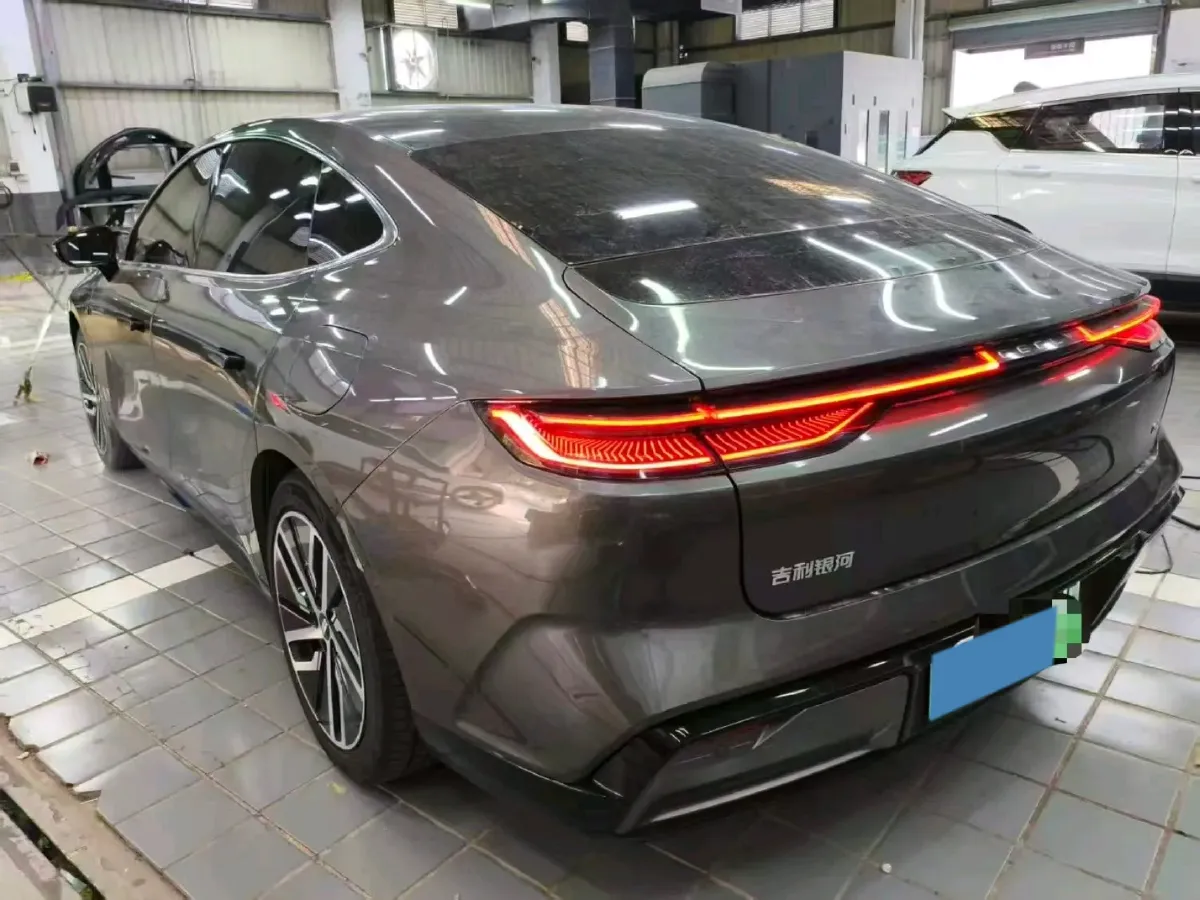 2024 Geely Galaxy E8 BEV 76KWH,autocango,china used car exporter,china ev exporter,chinese used car exporter,chinese used ev exporter