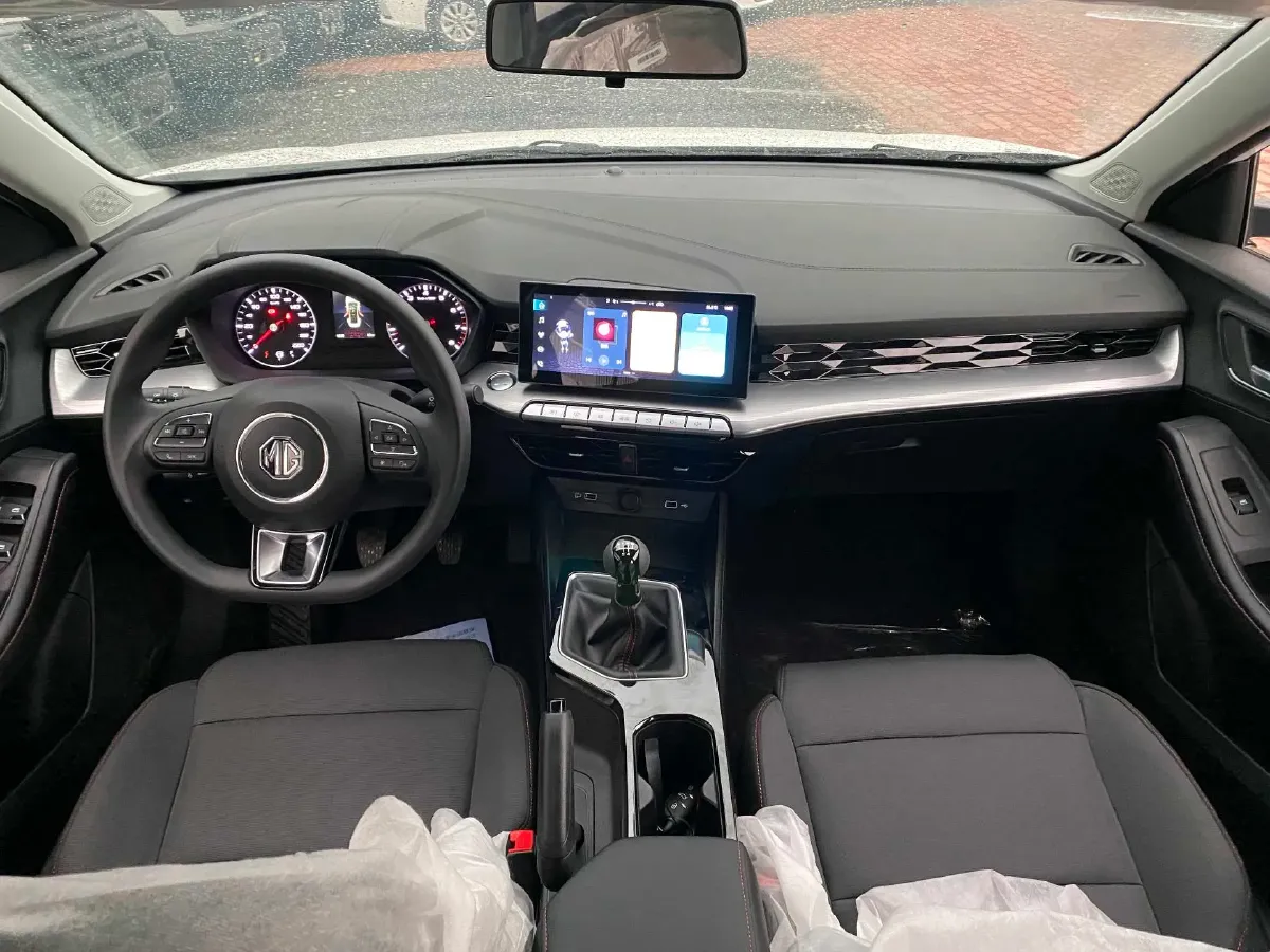 2023 MG 5 1.5L 129HP L4 5MT,autocango,china used car exporter,china ev exporter,chinese used car exporter,chinese used ev exporter