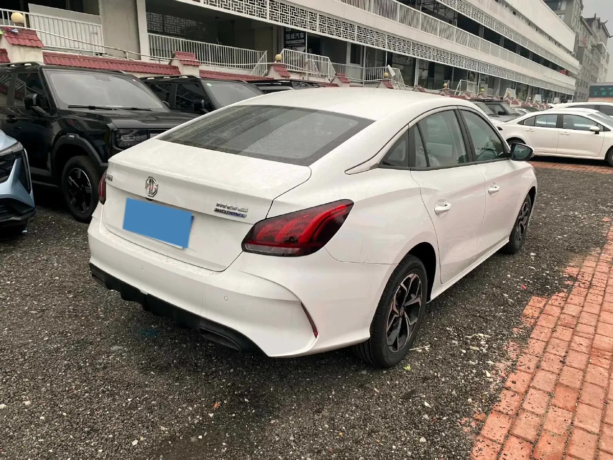 2023 MG 5 1.5L 129HP L4 5MT,autocango,china used car exporter,china ev exporter,chinese used car exporter,chinese used ev exporter